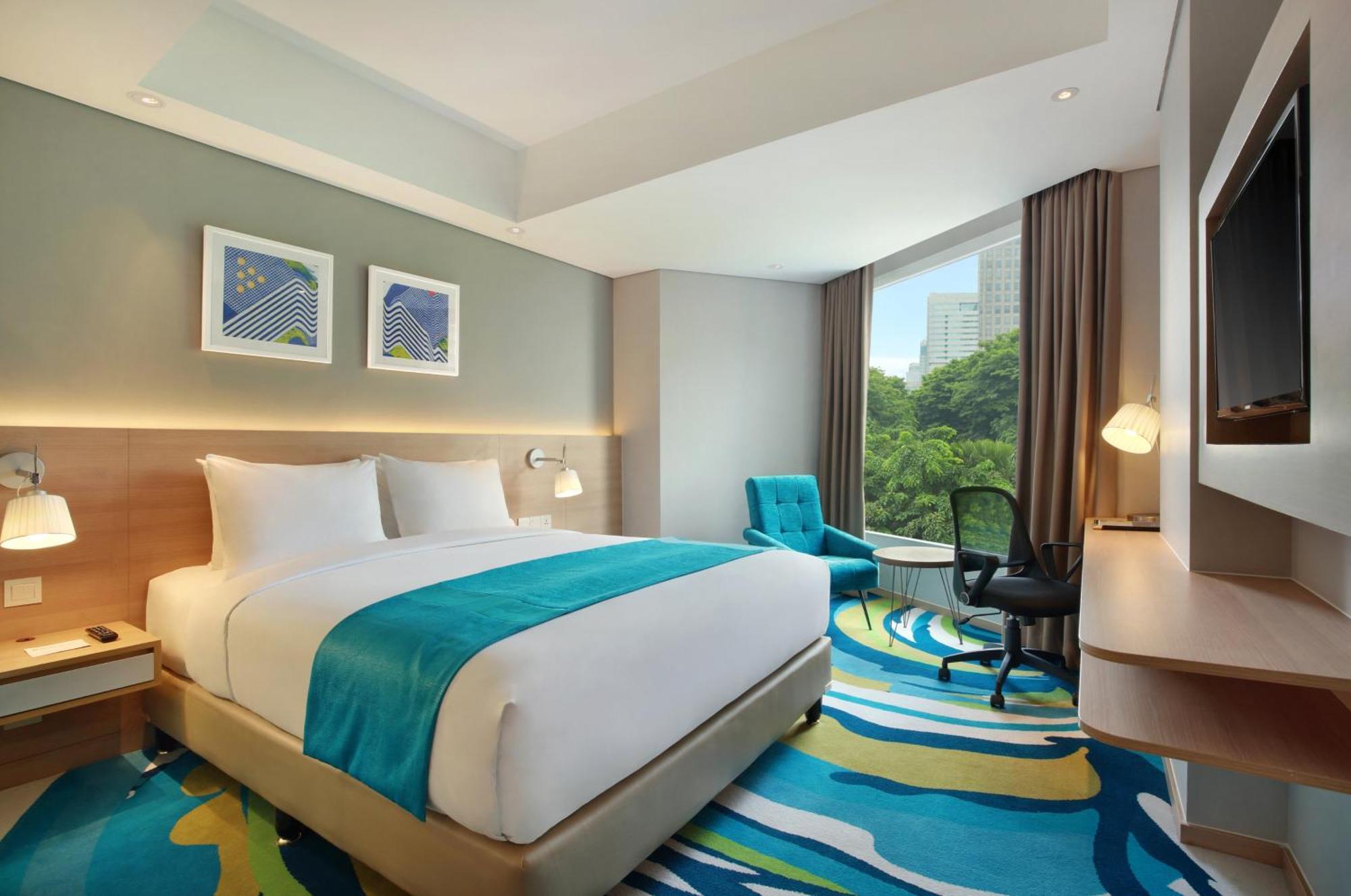 Holiday Inn Express Jakarta Wahid Hasyim, An Ihg Hotel Екстериор снимка