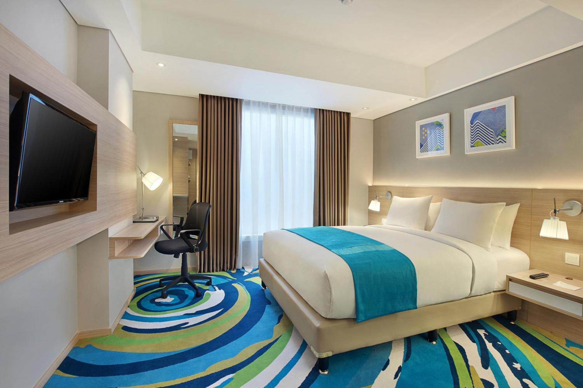 Holiday Inn Express Jakarta Wahid Hasyim By Ihg Екстериор снимка